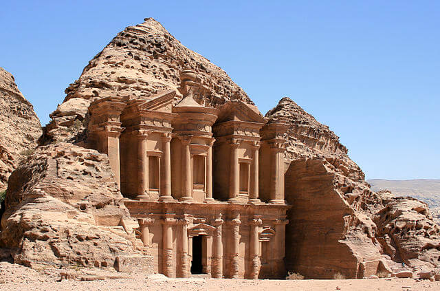 مدينة البتراء
