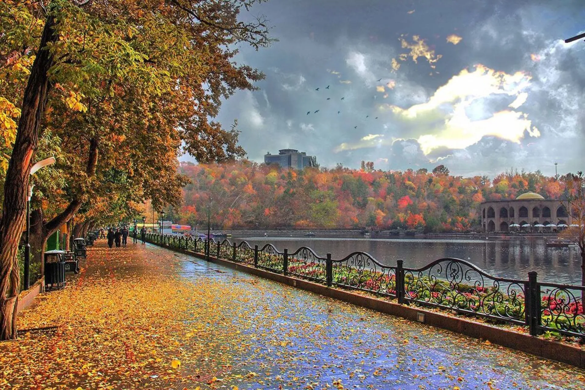 سفر به تبریز در پاییز