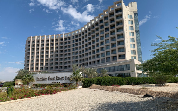 هتل گرند ریزورت اکسلسیور
