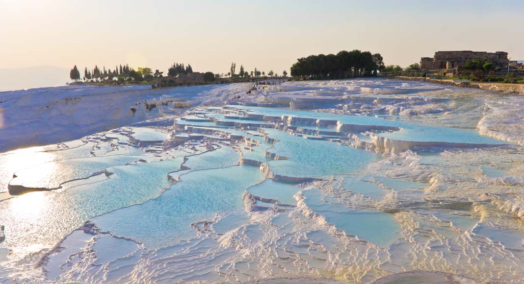 استخرهای پلکانی پاموکاله