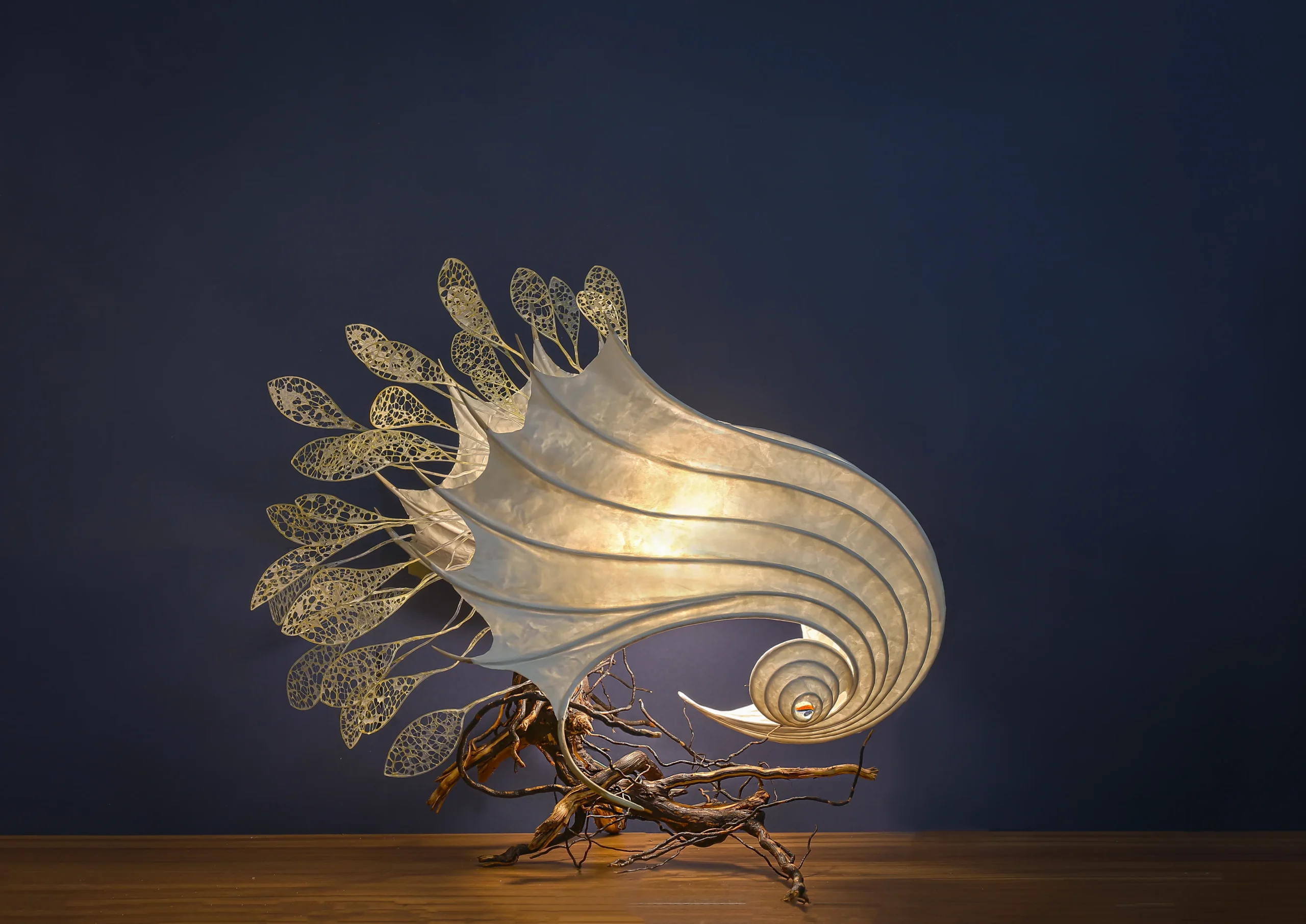 لایتینگ آباژور رومیزی خاص هنری