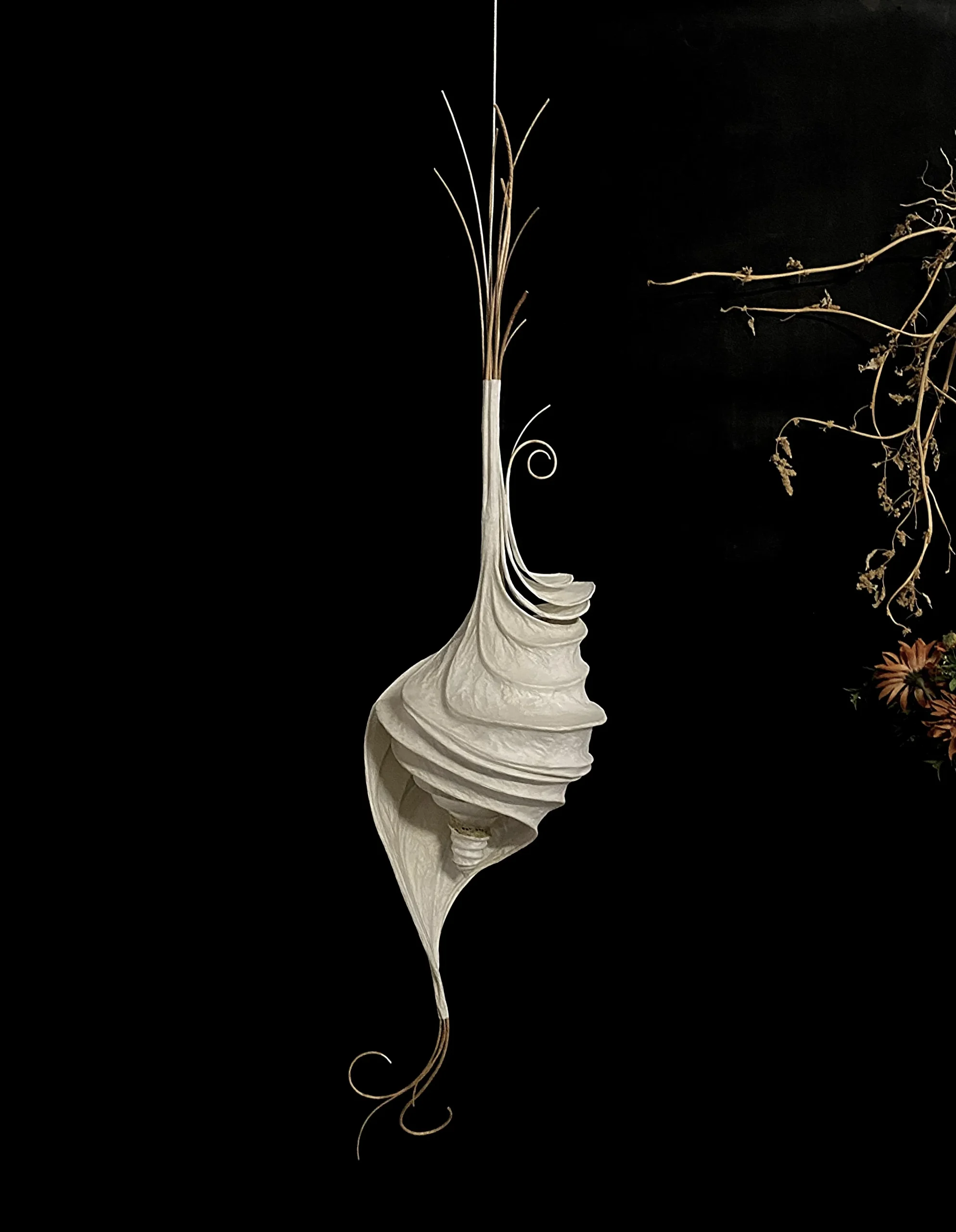 لایتنیگ هنری آویز خاص و مدرن گردباد